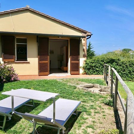 Chalet Elena In Montescudaio, Ground Floor With Fenced Garden 외부 사진