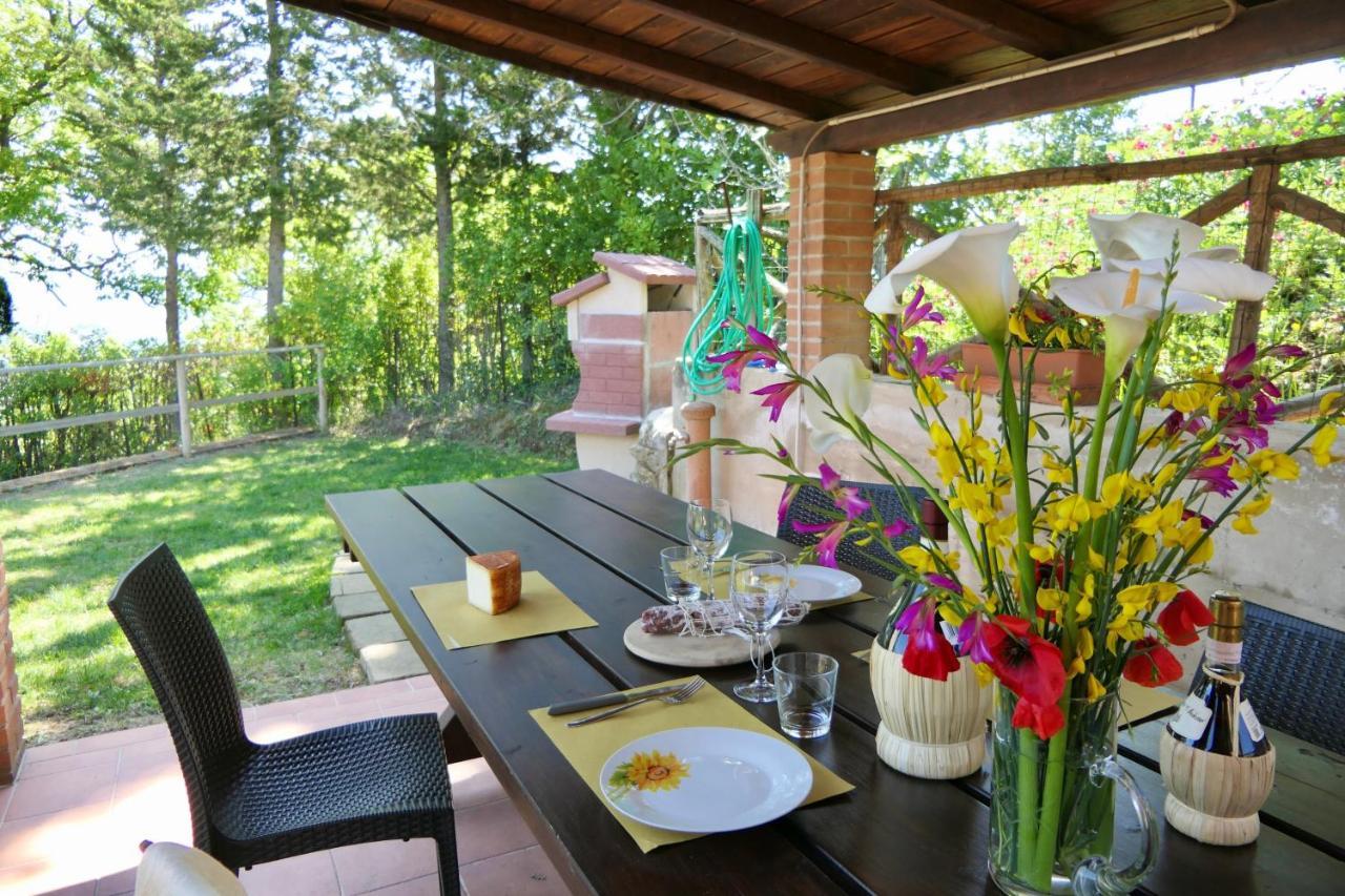 Chalet Elena In Montescudaio, Ground Floor With Fenced Garden 외부 사진