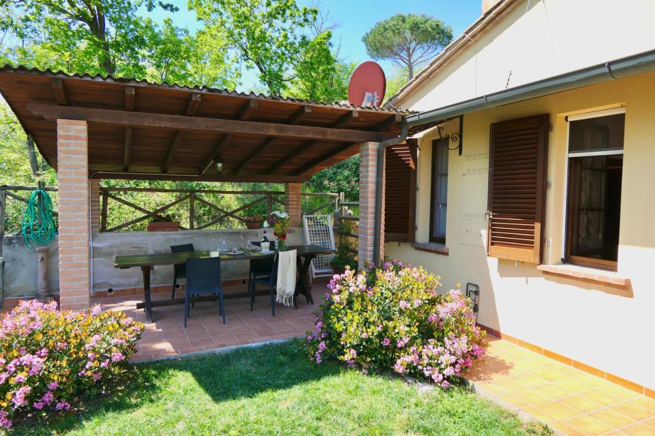 Chalet Elena In Montescudaio, Ground Floor With Fenced Garden 외부 사진